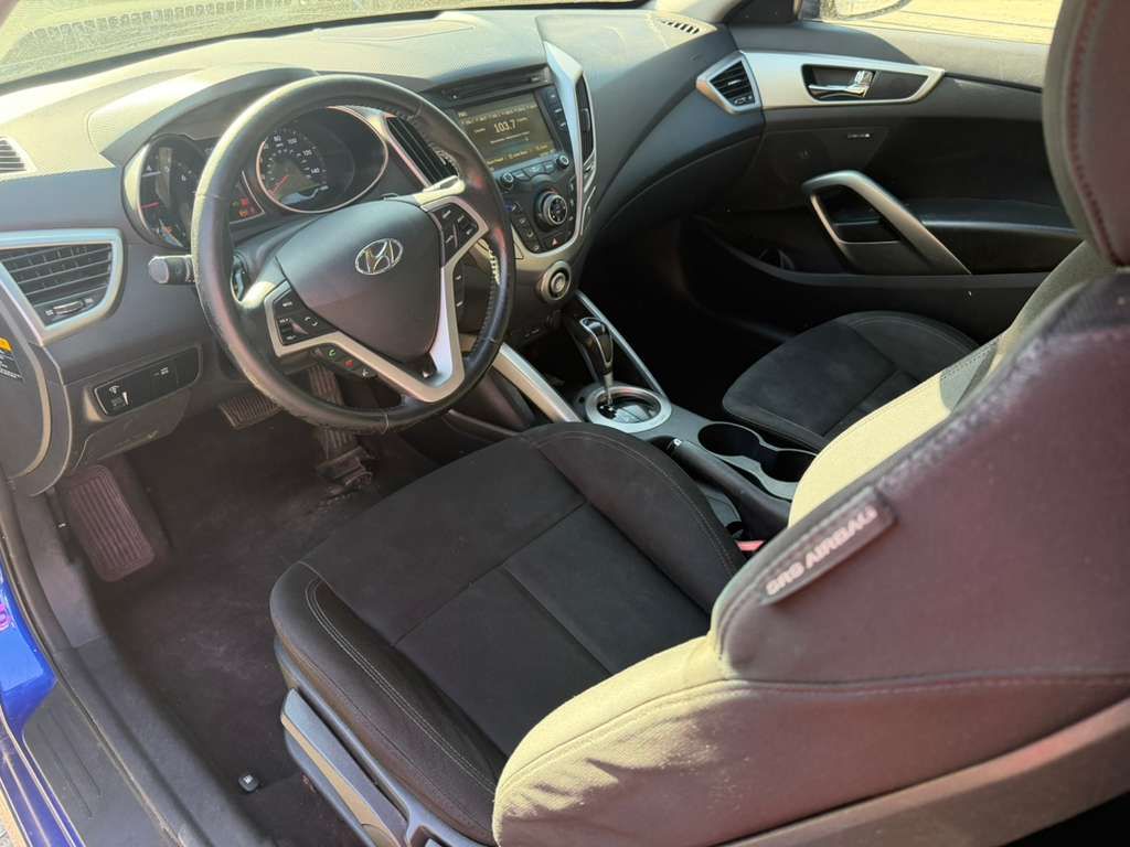 2013 Hyundai Veloster - $8,900