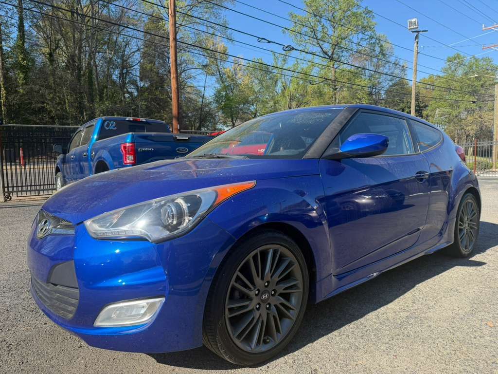 2013 Hyundai Veloster - $8,900