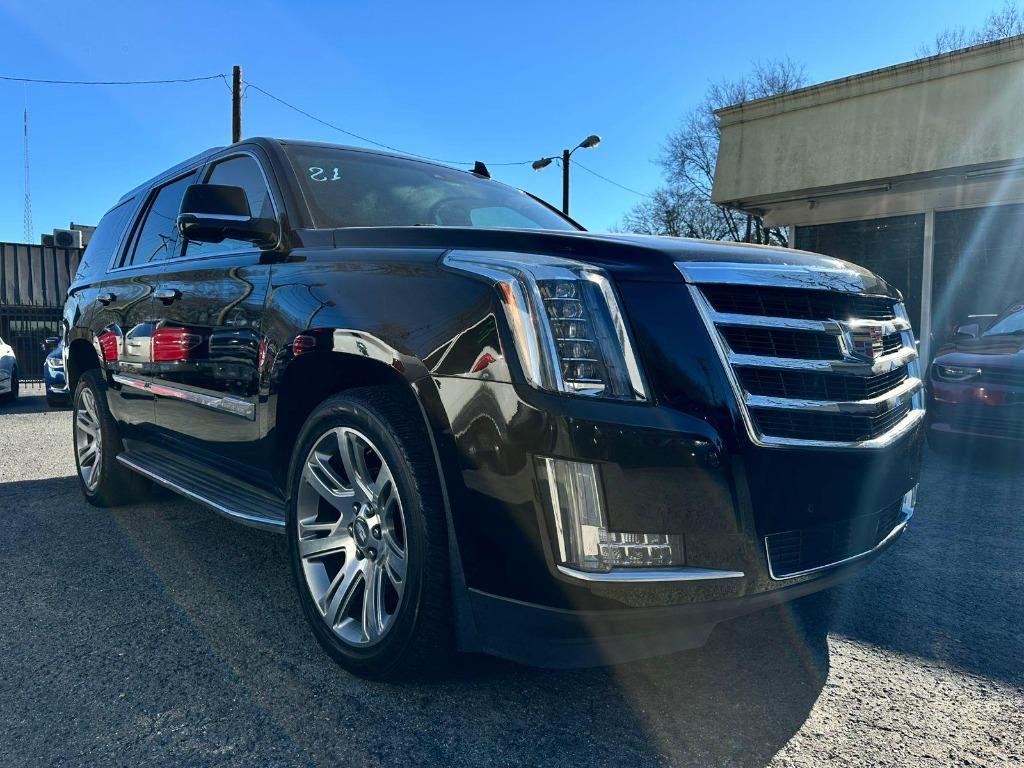 2016 Cadillac Escalade - $26,900