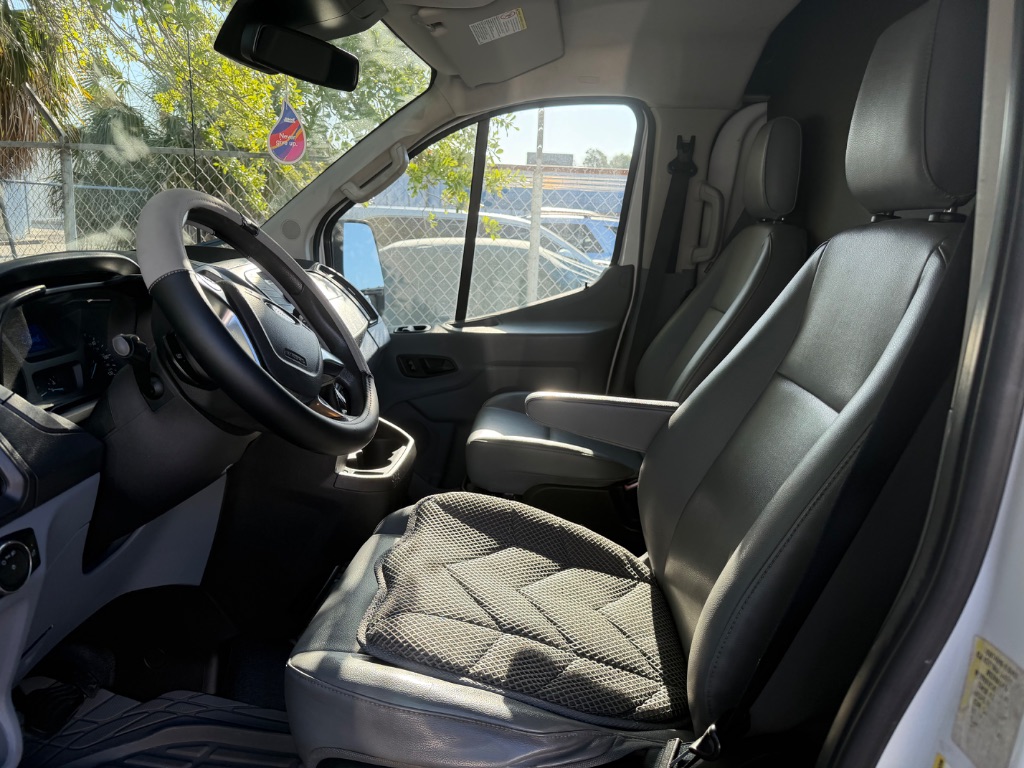 2016 Ford Transit - $14,999