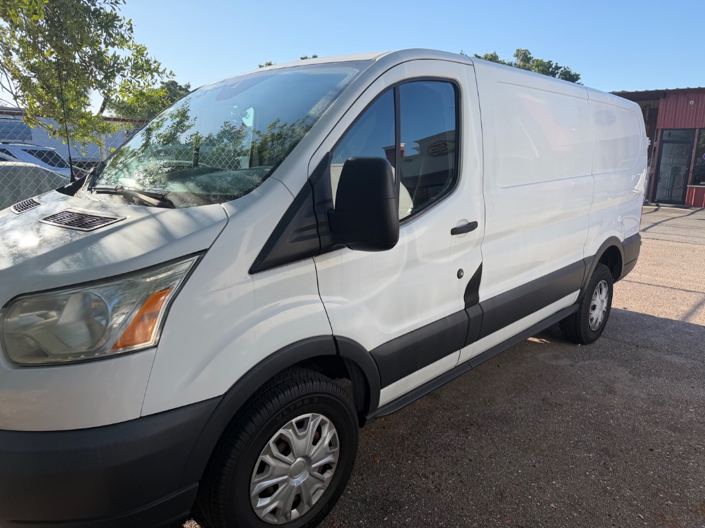 2016 Ford Transit - $14,999