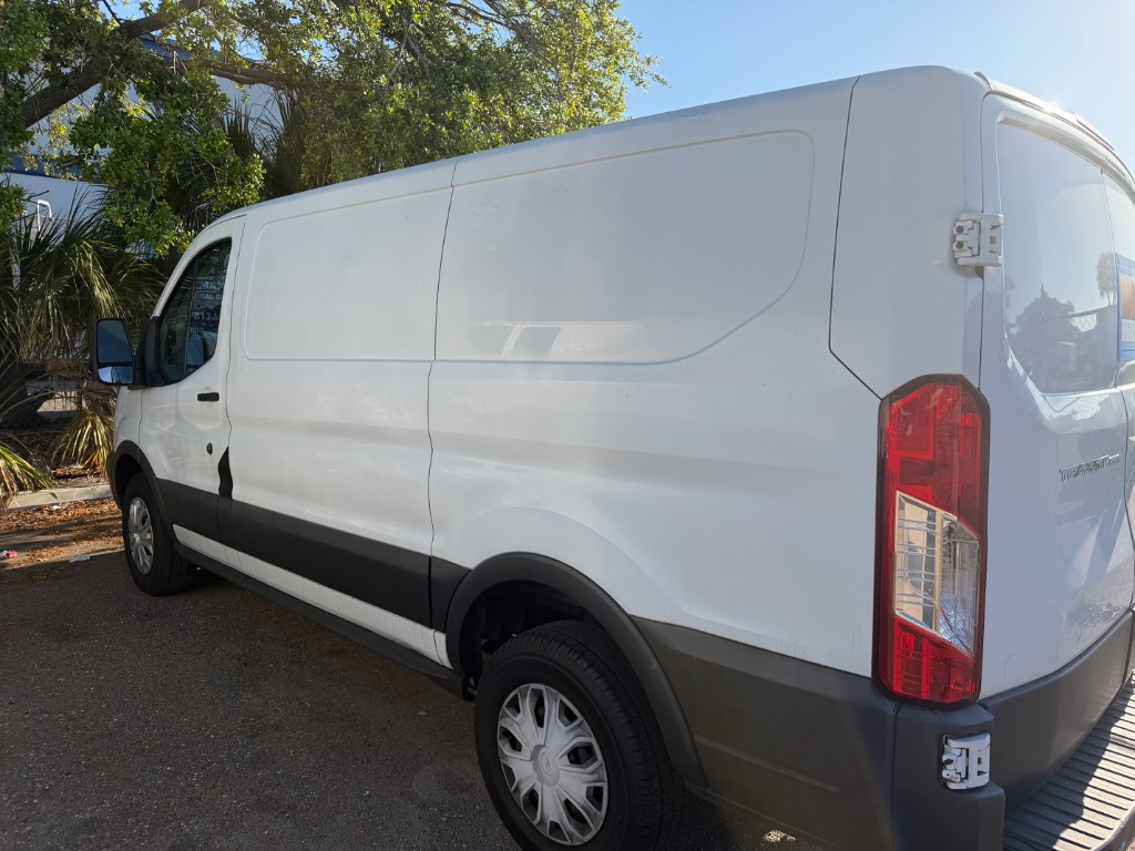 2016 Ford Transit - $14,999