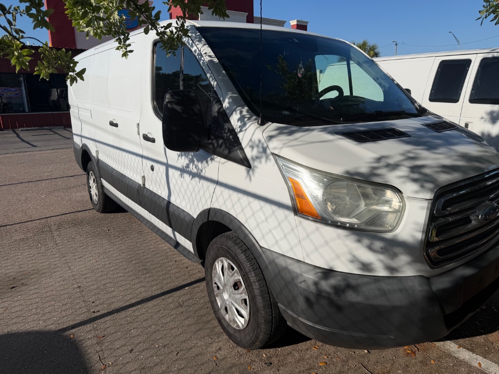 2016 Ford Transit - $14,999
