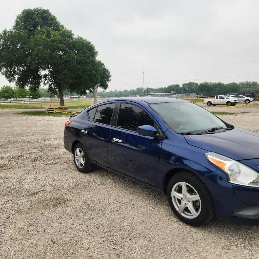 2018 Nissan Versa - $8,995