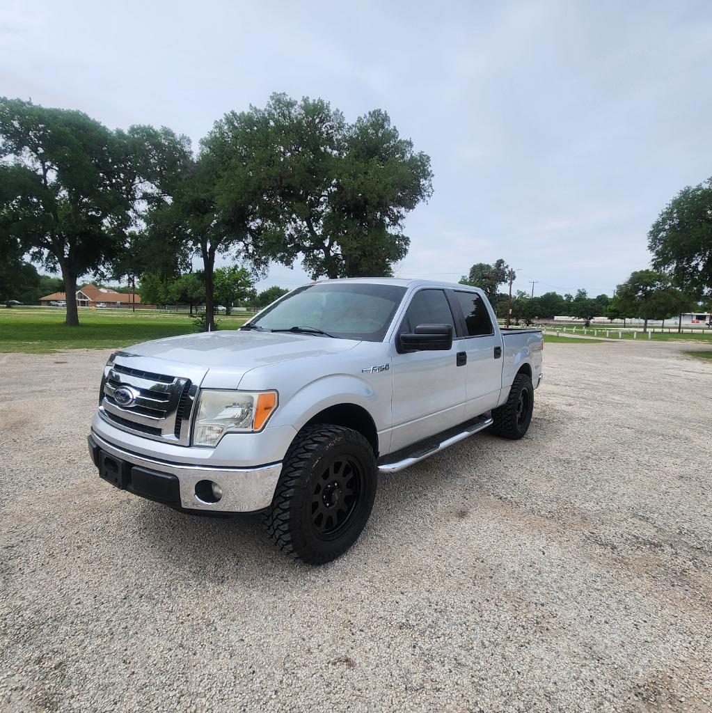 2012 Ford F150 - $11,995