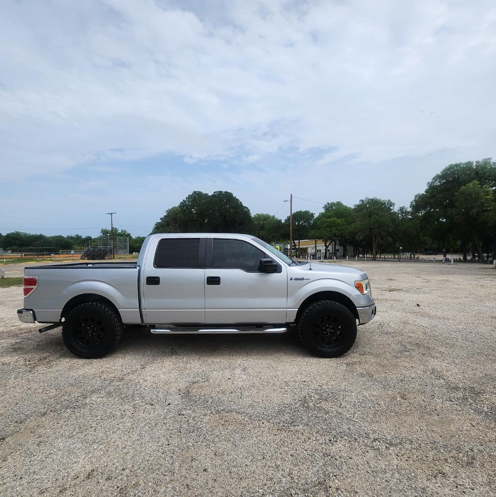 2012 Ford F150 - $11,995