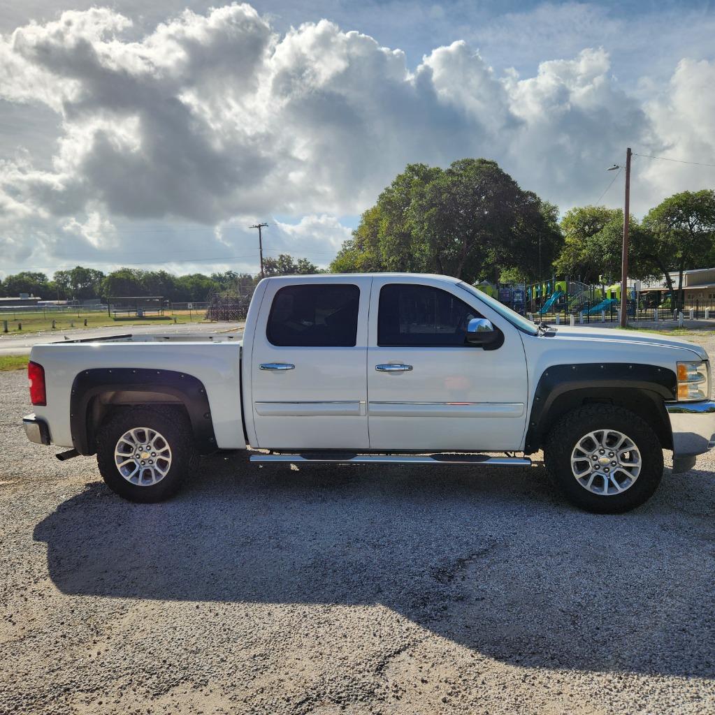 2013 Chevrolet Silverado - $13,995