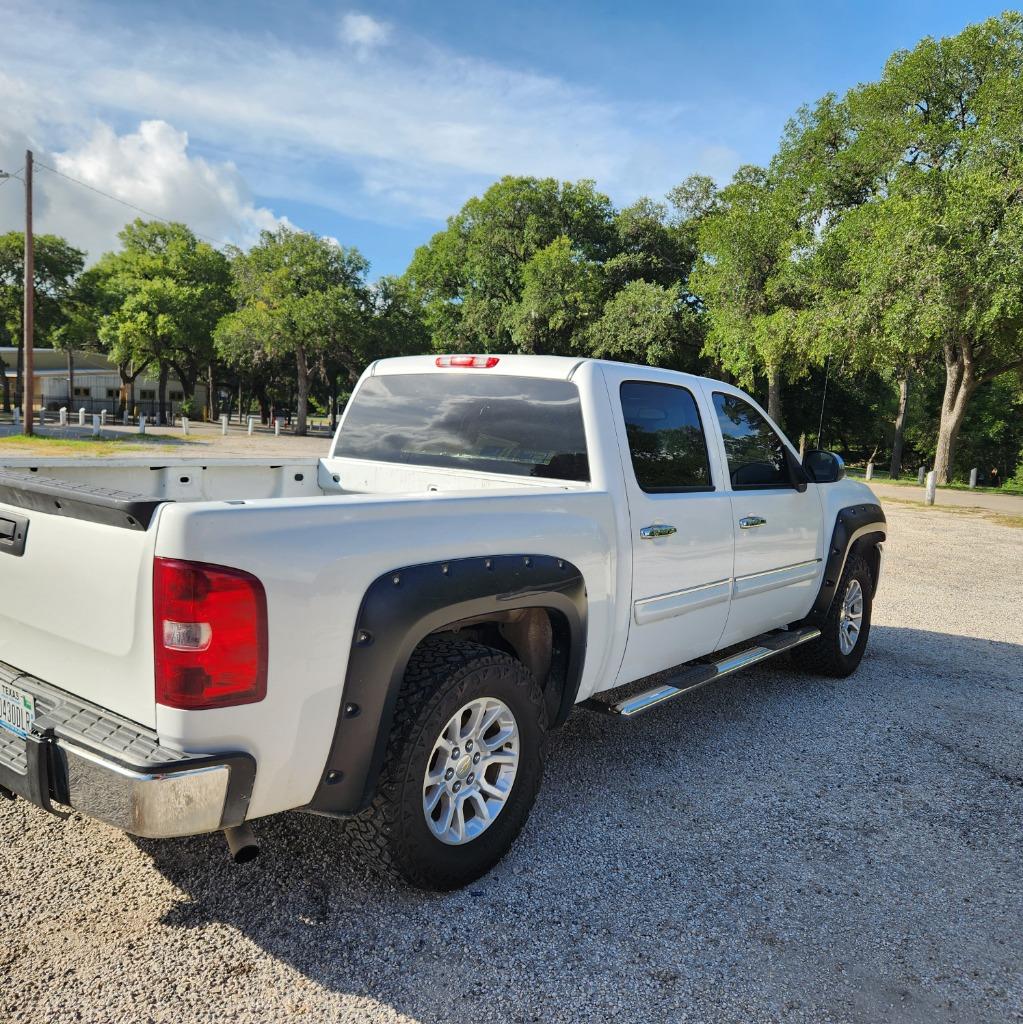 2013 Chevrolet Silverado - $13,995