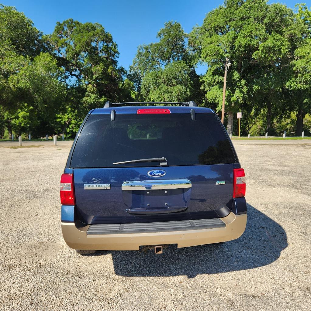 2014 Ford Expedition - $12,995