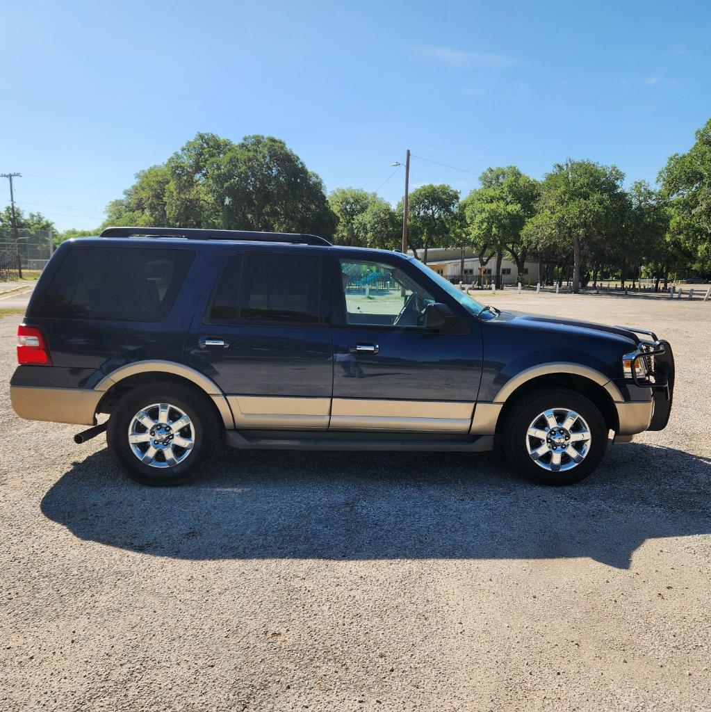 2014 Ford Expedition - $12,995