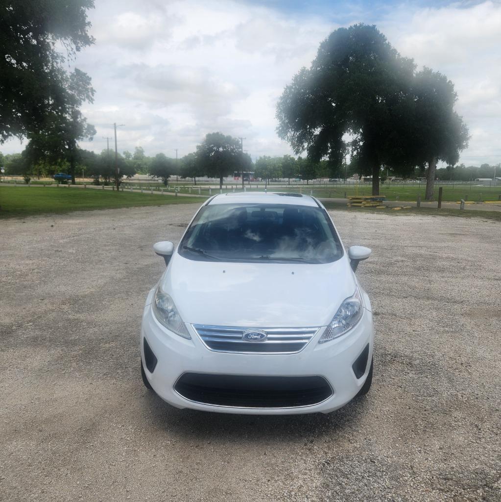 2012 Ford Fiesta - $6,995