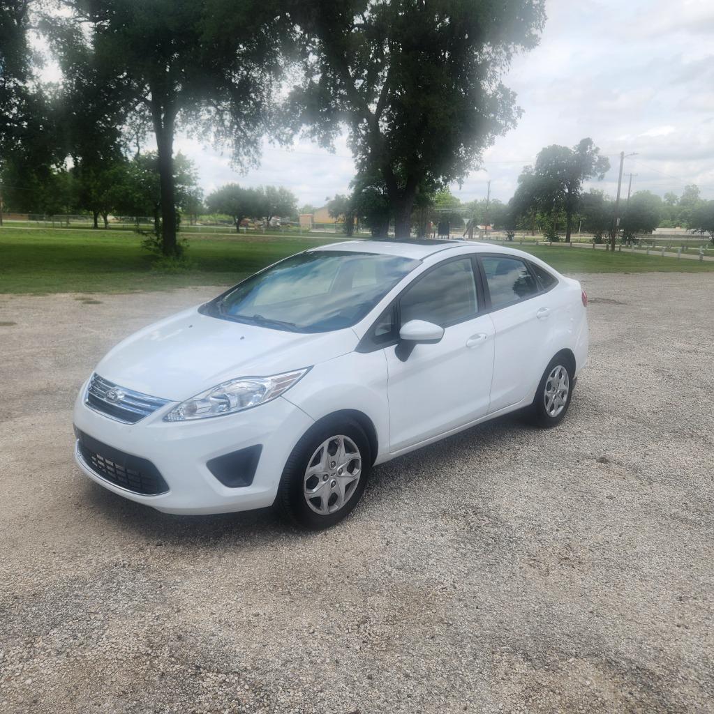 2012 Ford Fiesta - $6,995