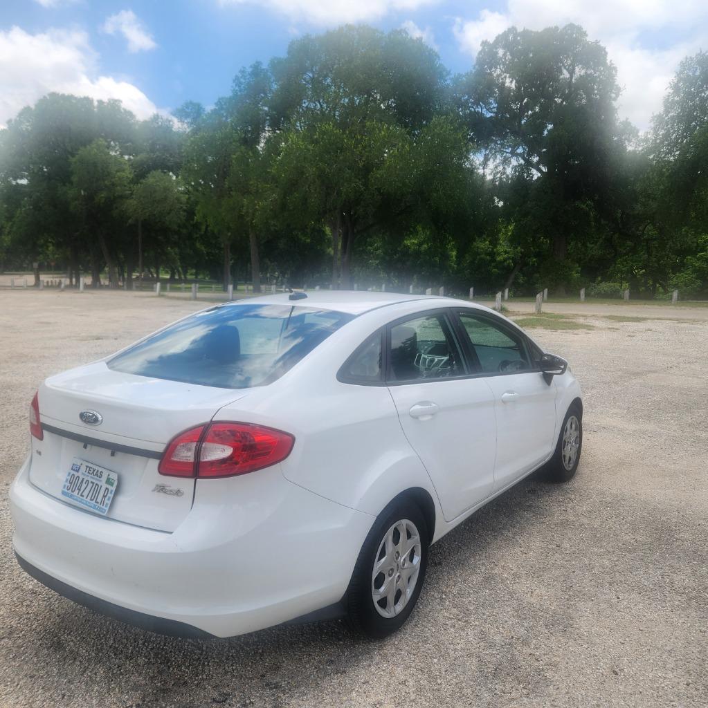 2012 Ford Fiesta - $6,995