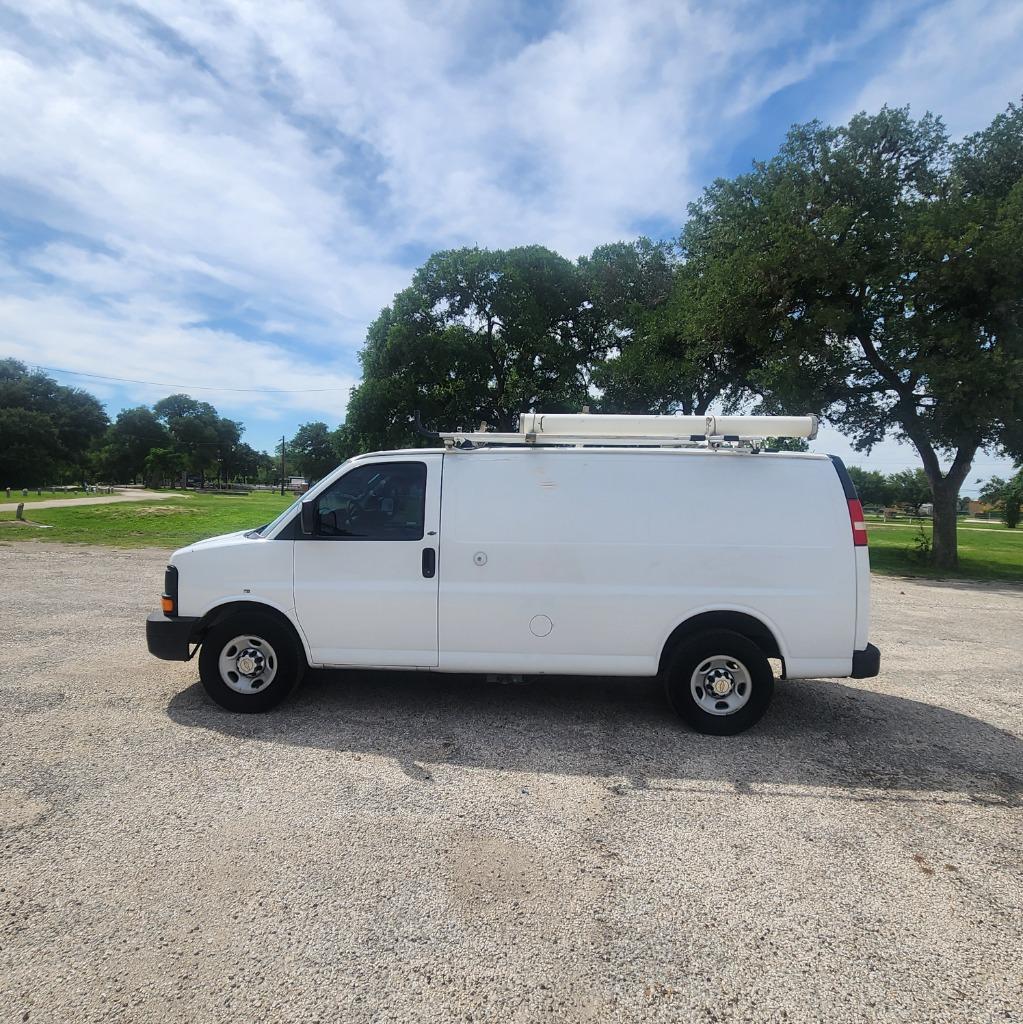 2012 Chevrolet G2500 Vans