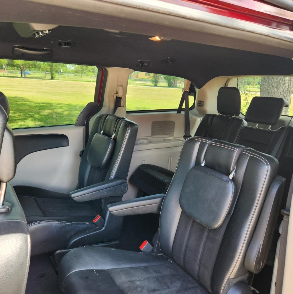 2019 Dodge Grand Caravan - $129,950