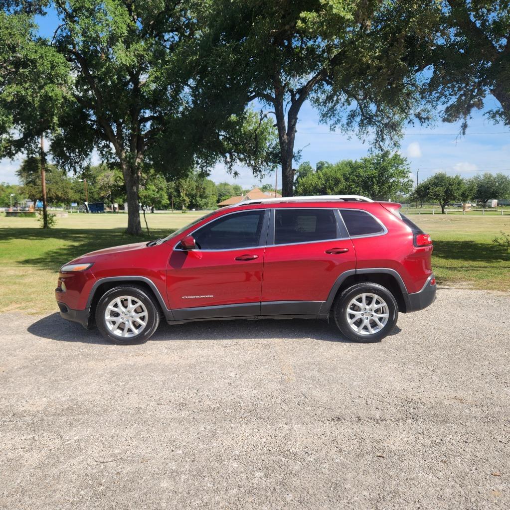 2016 Jeep Cherokee - $8,995