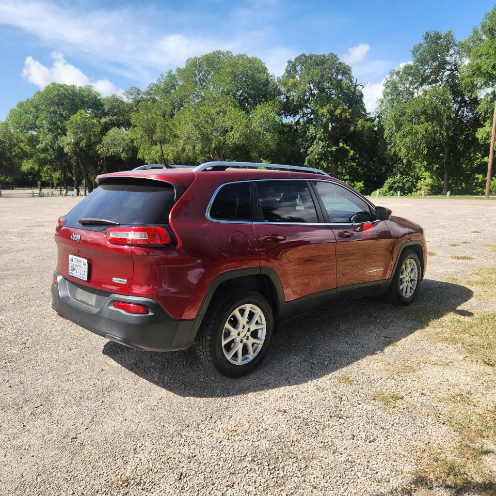 2016 Jeep Cherokee - $8,995