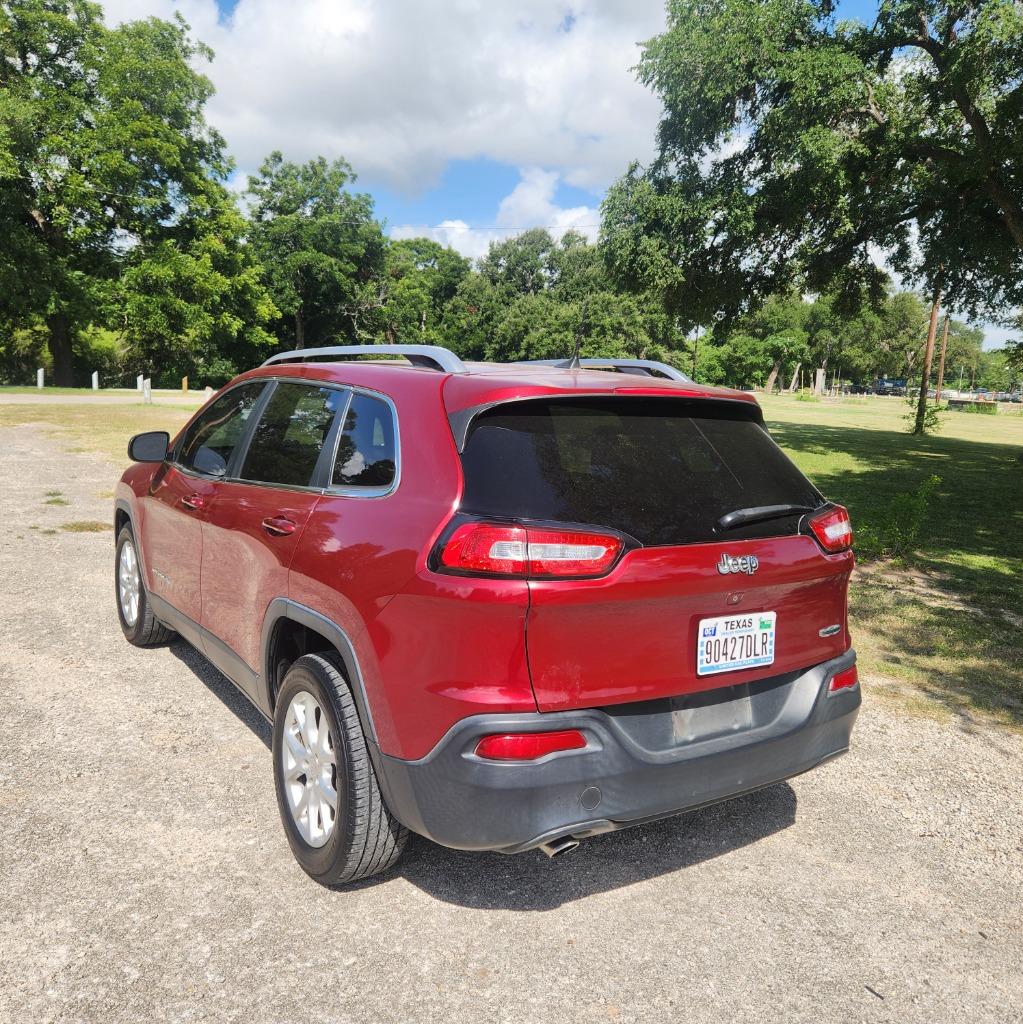 2016 Jeep Cherokee - $8,995