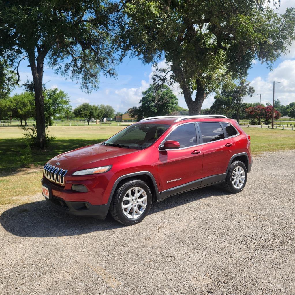 2016 Jeep Cherokee - $8,995