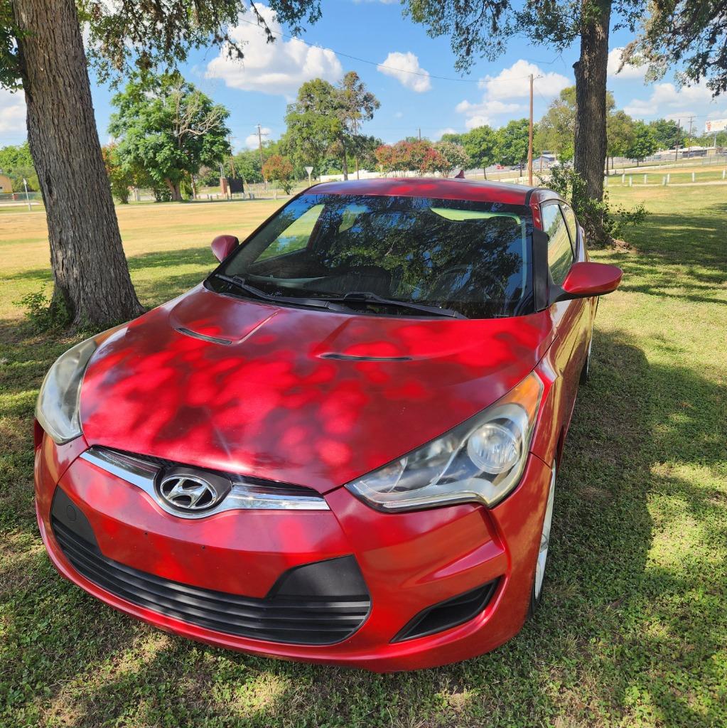 2015 Hyundai Veloster - $4,995