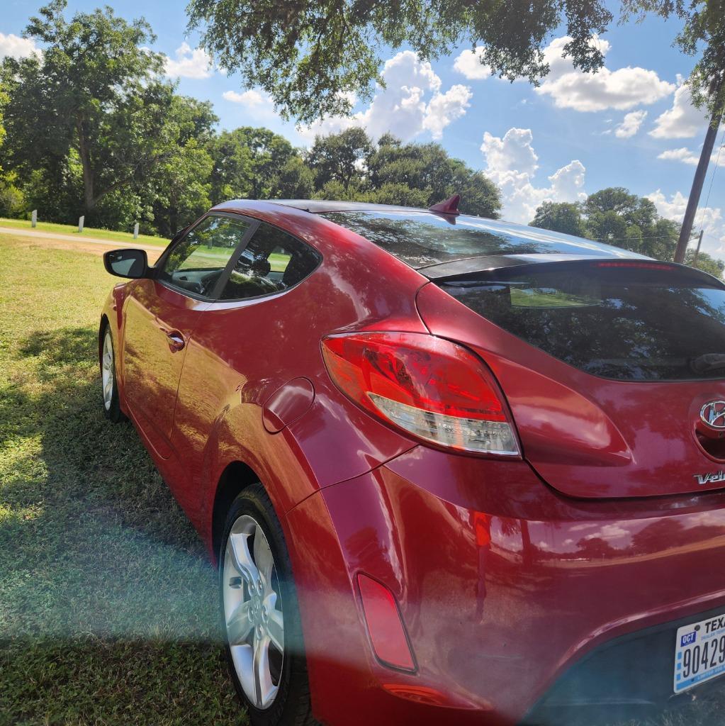 2015 Hyundai Veloster - $4,995