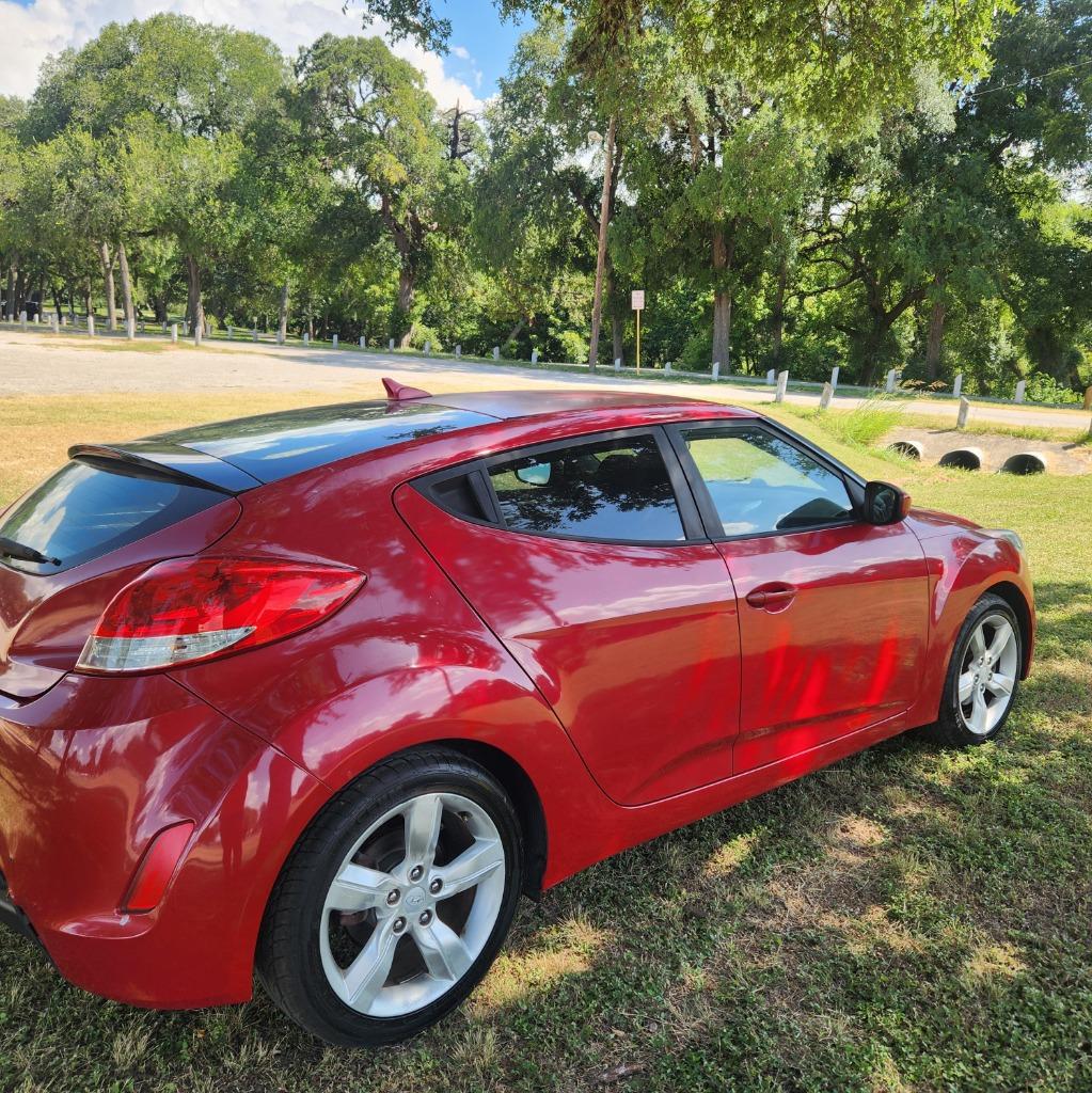 2015 Hyundai Veloster - $4,995