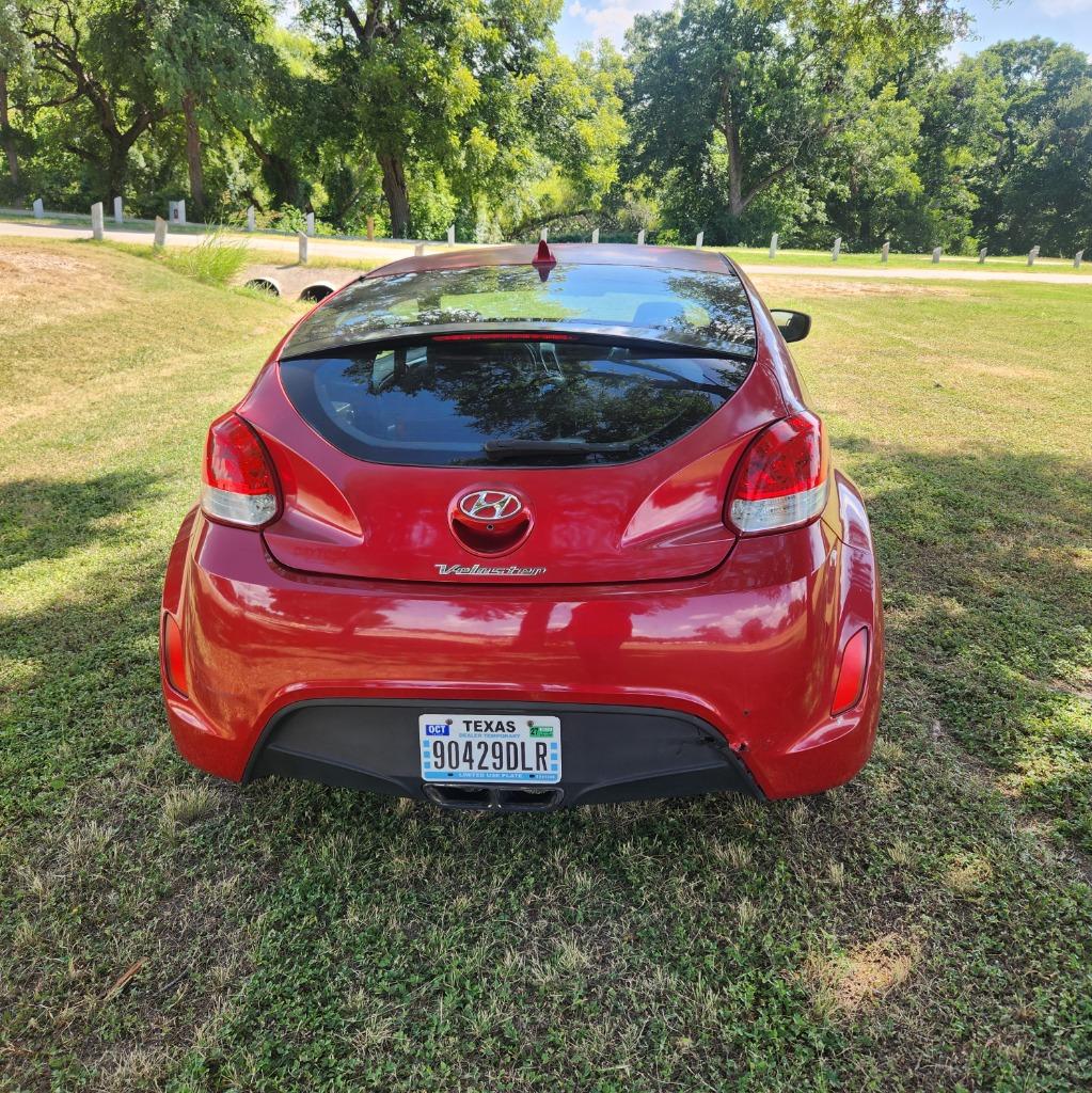 2015 Hyundai Veloster - $4,995