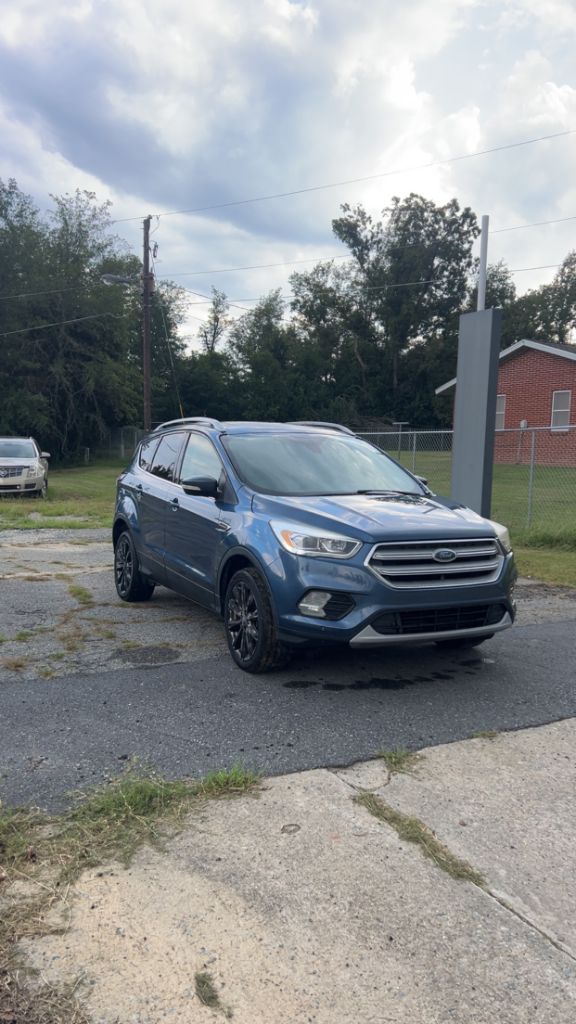 2018 Ford Escape - $10,000