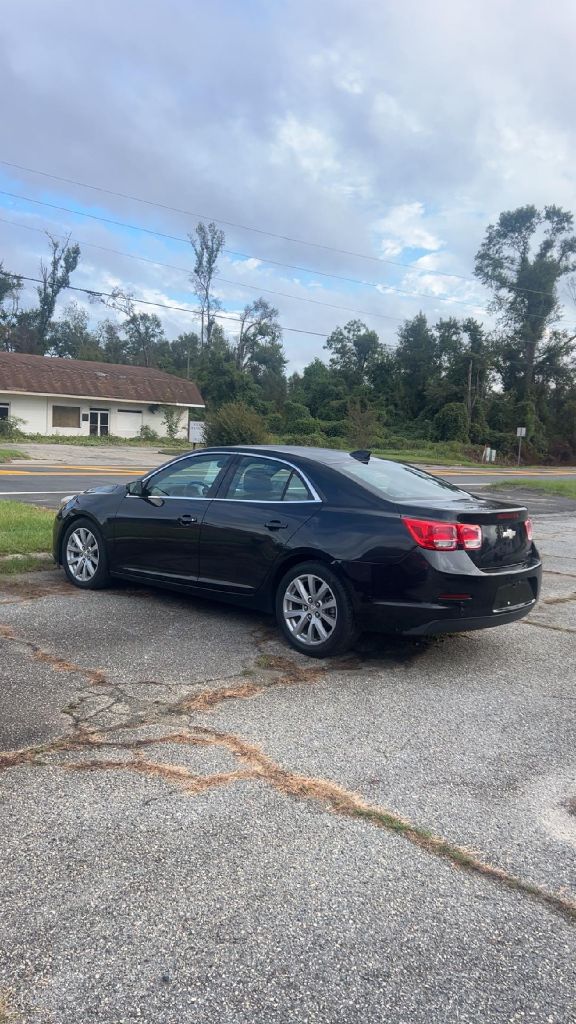 2015 Chevrolet Malibu - $10,000