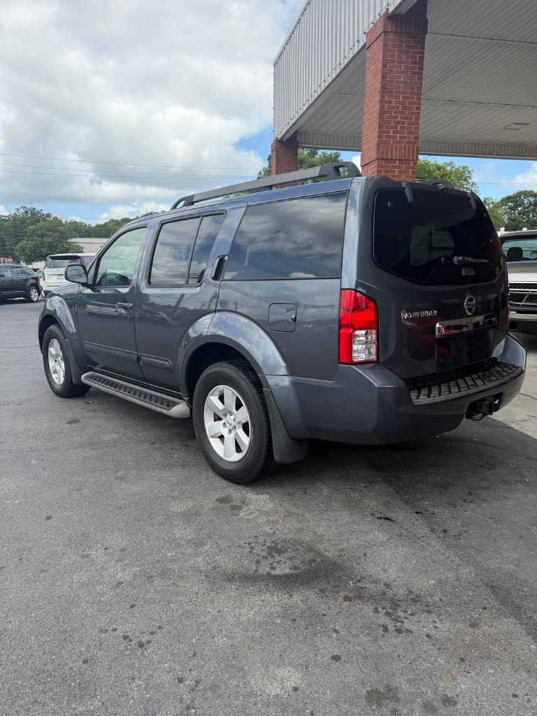 2012 Nissan Pathfinder - $6,900