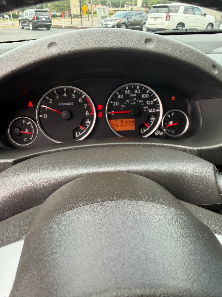2012 Nissan Pathfinder - $6,900