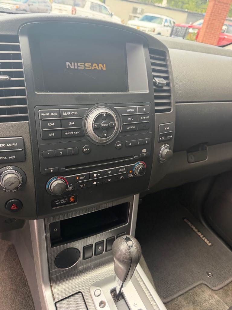 2012 Nissan Pathfinder - $6,900