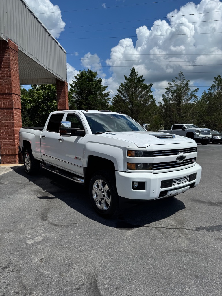 2018 Chevrolet Silverado - $39,900