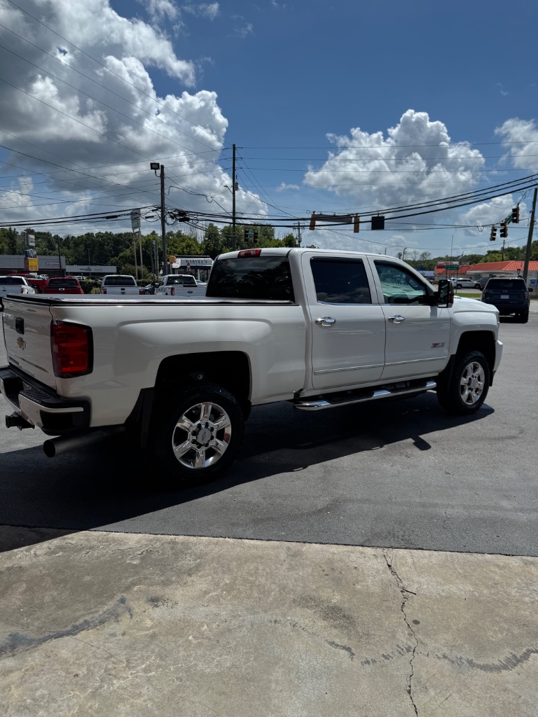 2018 Chevrolet Silverado - $39,900