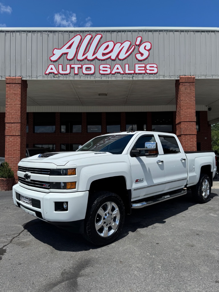 2018 Chevrolet Silverado - $39,900