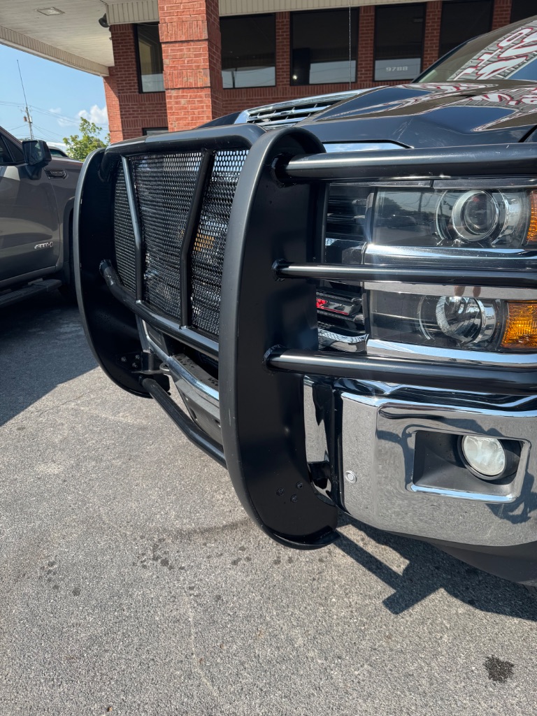 2017 Chevrolet Silverado 2500 - $34,900