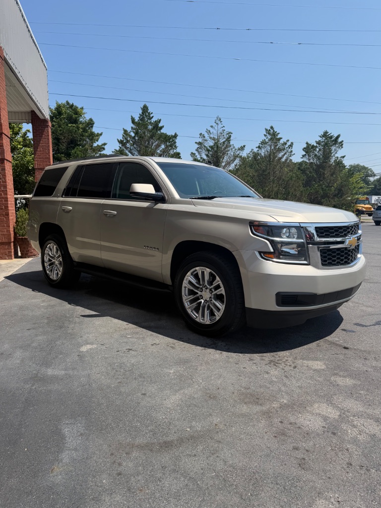 2015 Chevrolet Tahoe - $16,900