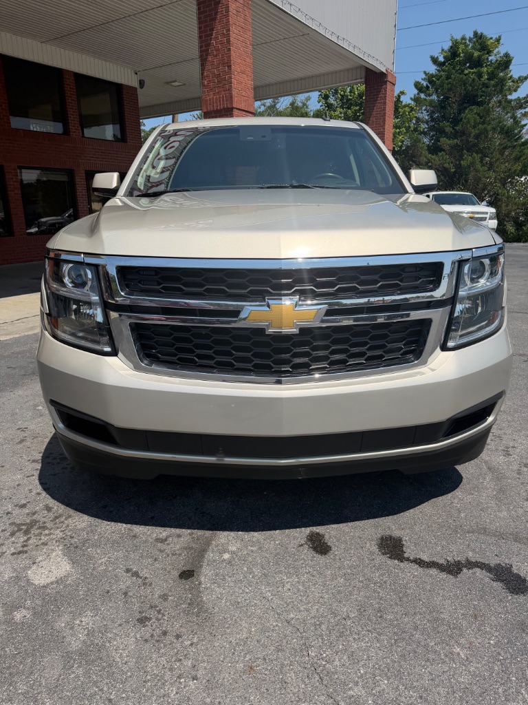2015 Chevrolet Tahoe - $16,900