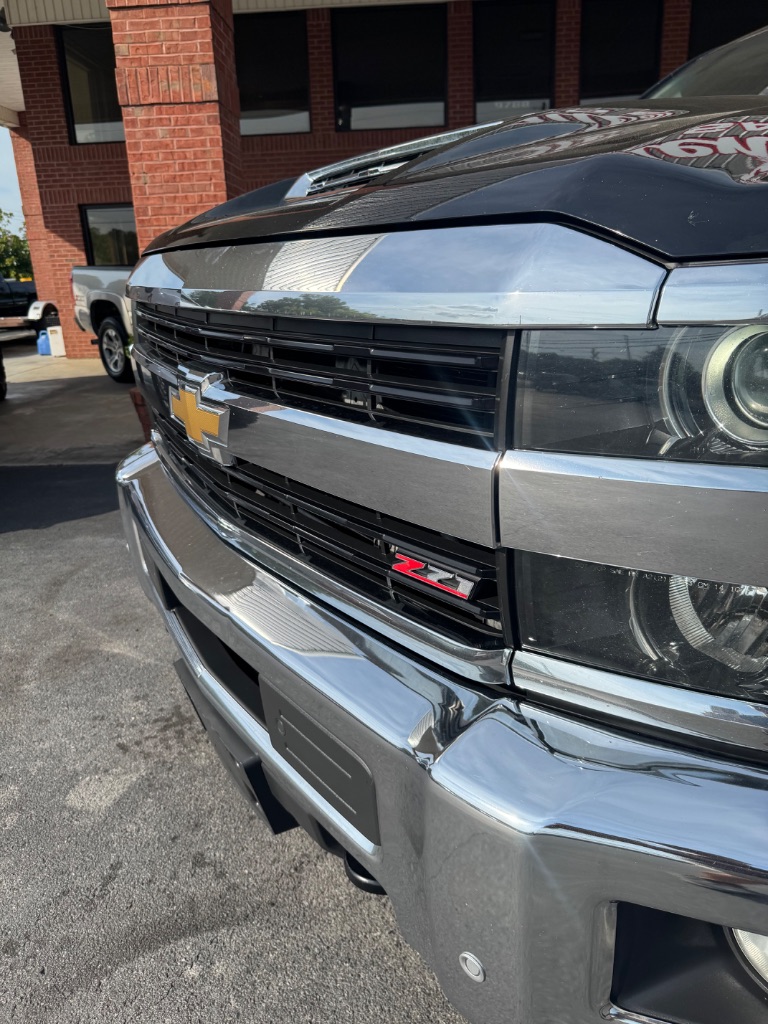 2017 Chevrolet Silverado 2500 - $34,900
