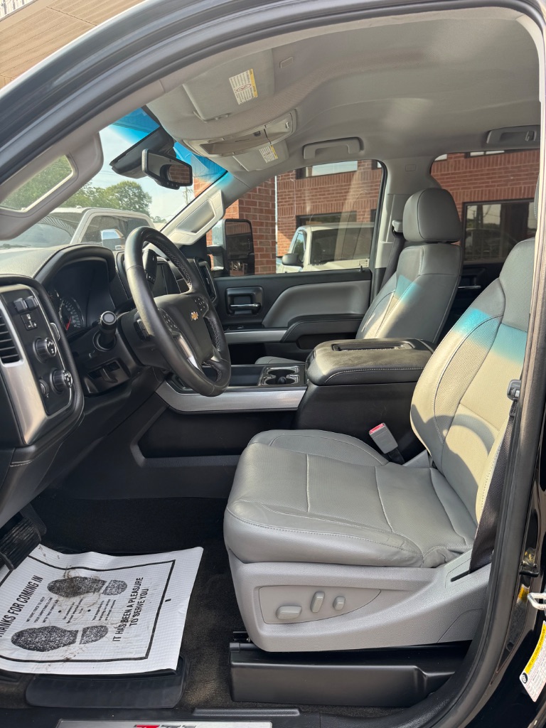2017 Chevrolet Silverado 2500 - $34,900