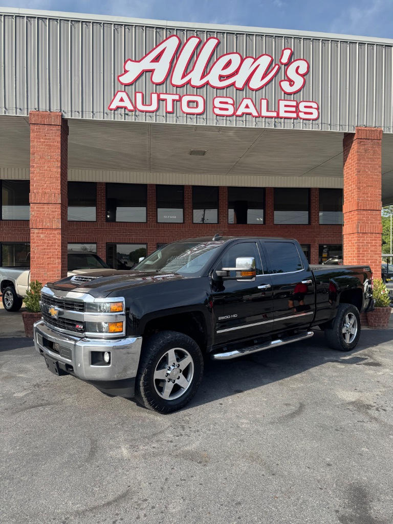 2017 Chevrolet Silverado 2500 - $34,900