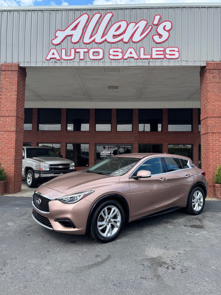 2018 INFINITI QX30 - $9,900
