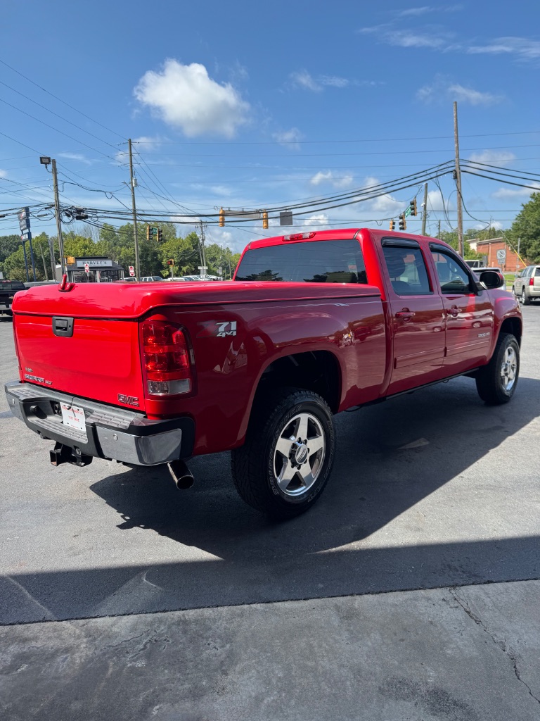 2011 GMC Sierra - $26,900