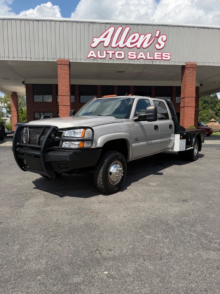 2006 Chevrolet Silverado - $16,900