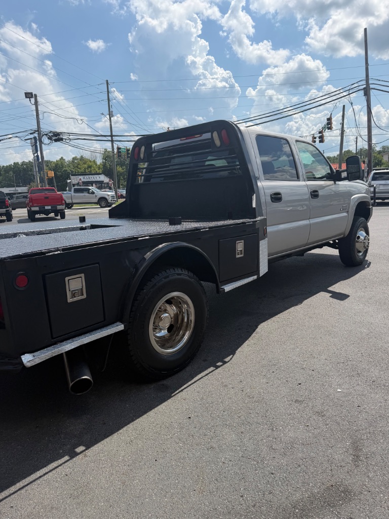 2006 Chevrolet Silverado - $16,900