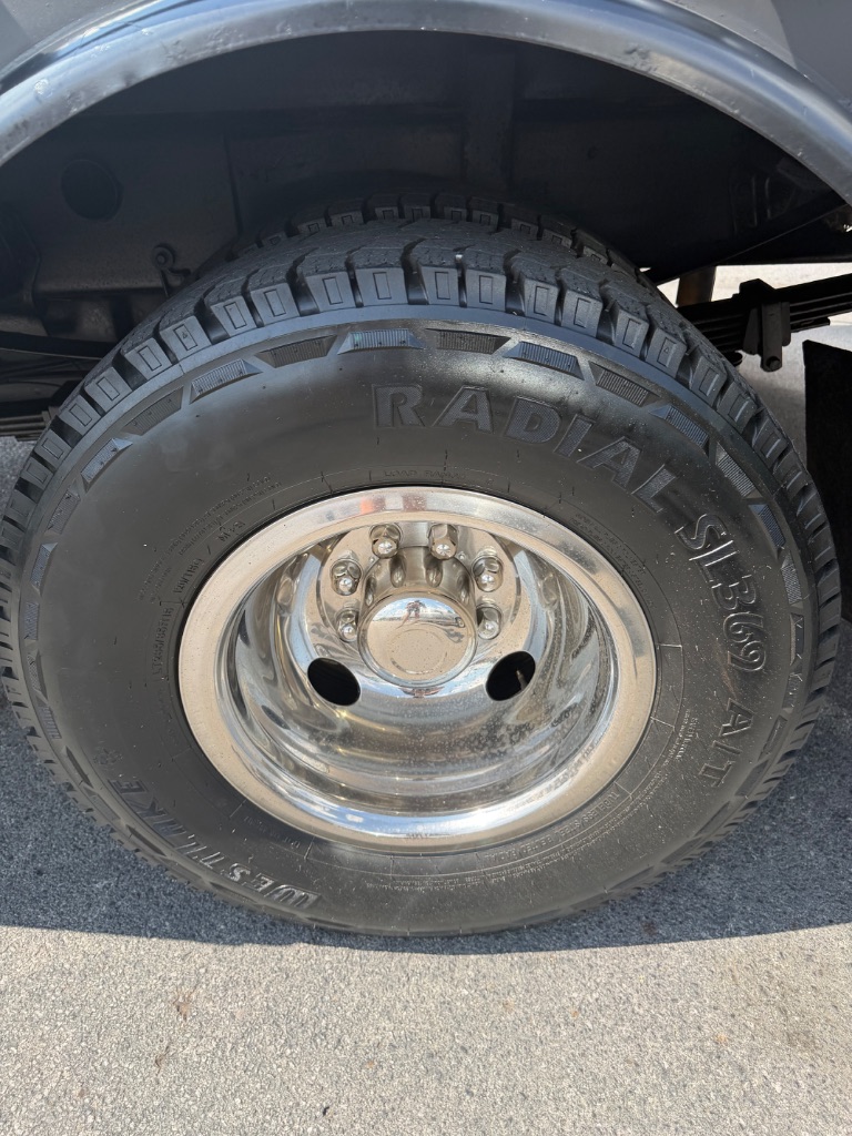 2006 Chevrolet Silverado - $16,900