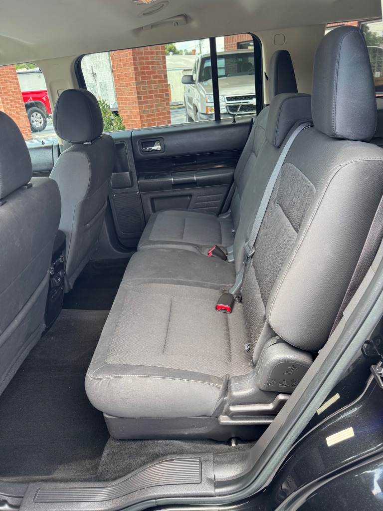 2015 Ford Flex - $9,900