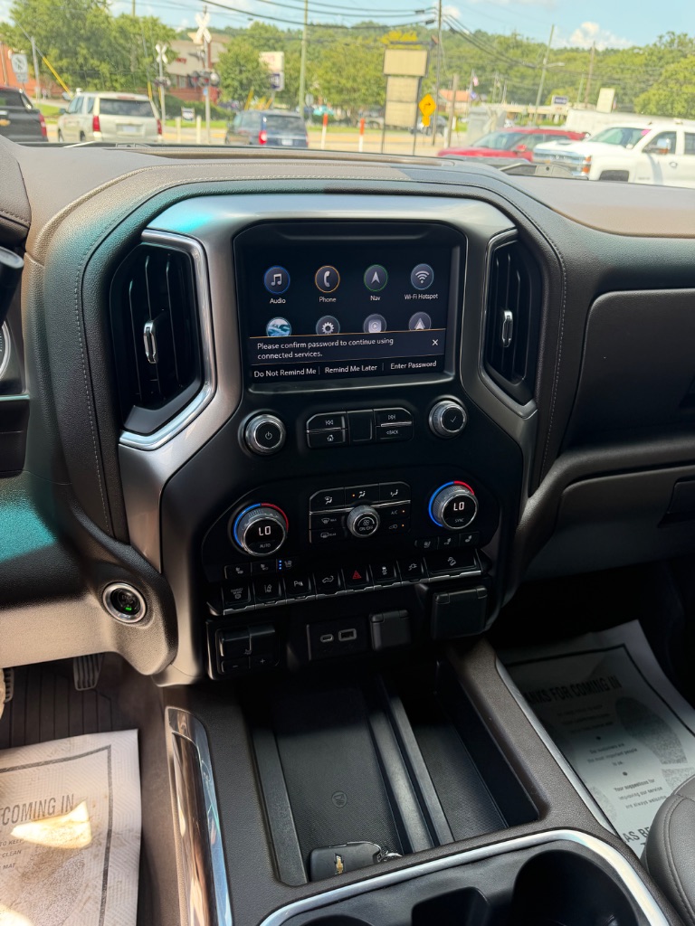 2022 Chevrolet Silverado Hd - $38,900