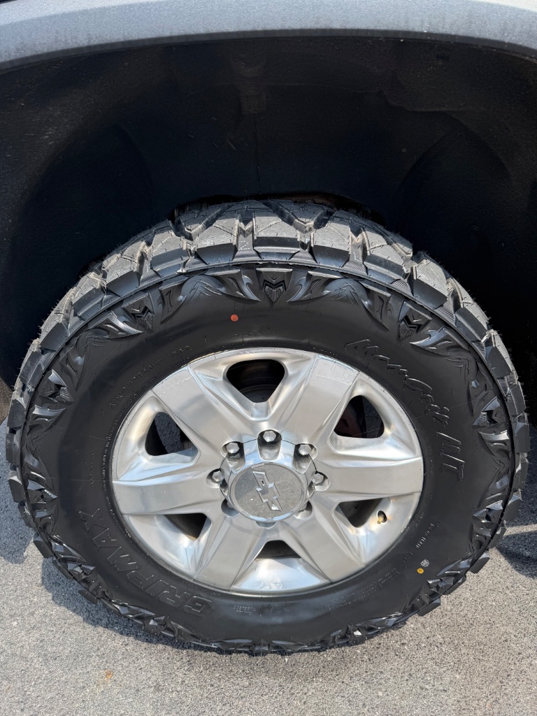 2022 Chevrolet Silverado Hd - $38,900
