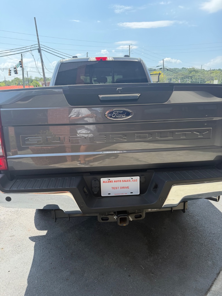 2022 Ford F-250 - $32,900